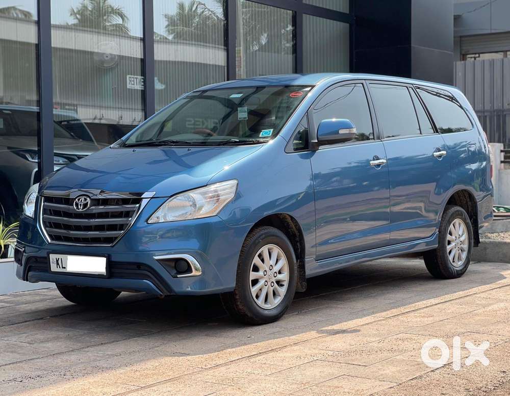 Toyota Innova Crysta 2.4 V, 2013, Diesel