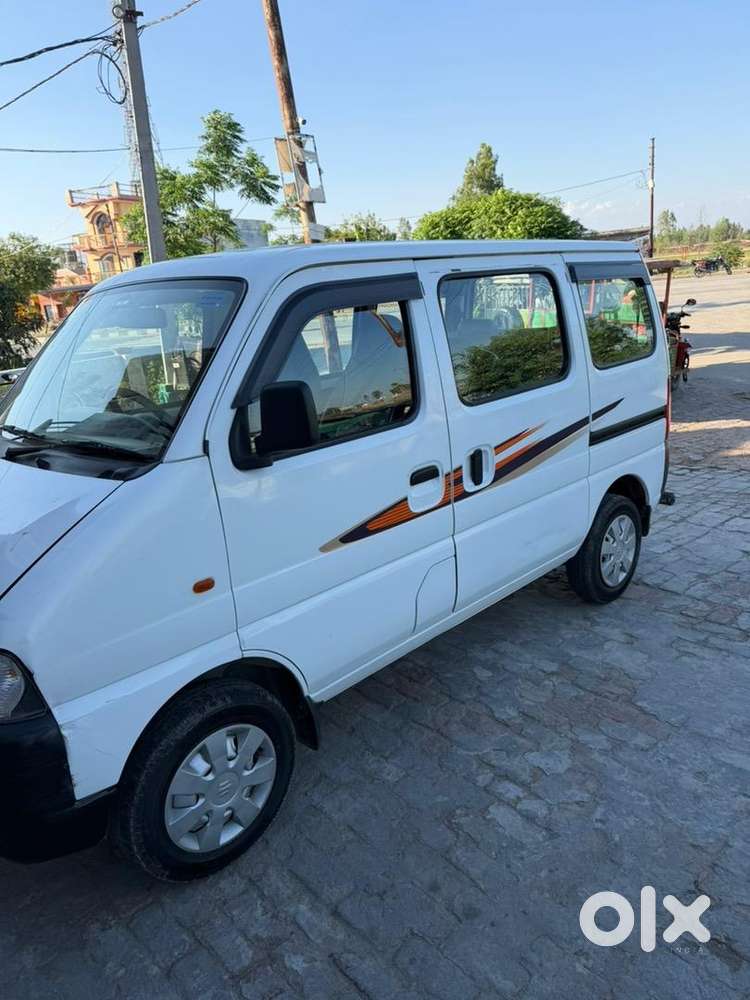 Maruti Suzuki Eeco 2022 Cng & Hybrids Well Maintained