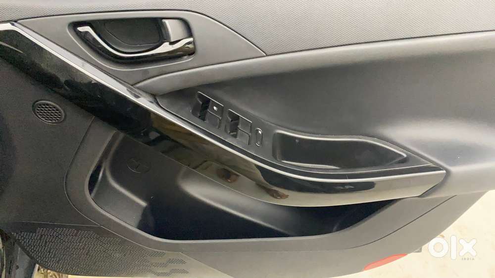 Tata Nexon 1.2 Revotron Xz, 2022, Petrol