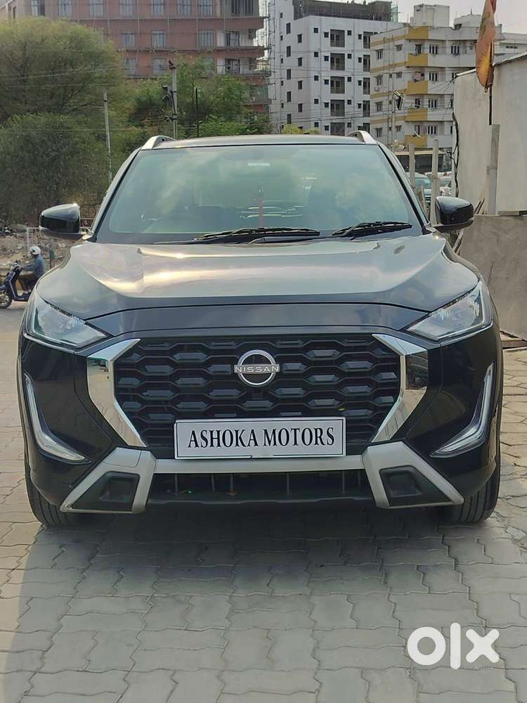 Nissan Magnite N-connecta B4d 1.0 Amt Cng, 2025, Petrol