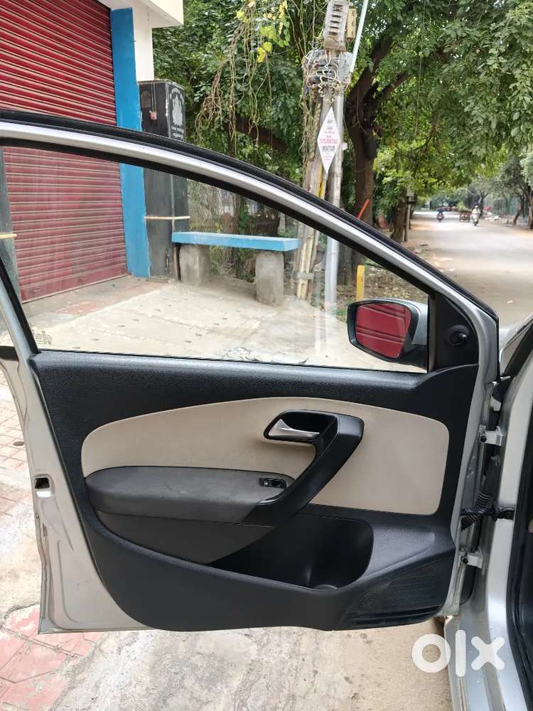 Volkswagen Polo Petrol 2011  1.2 comfortline