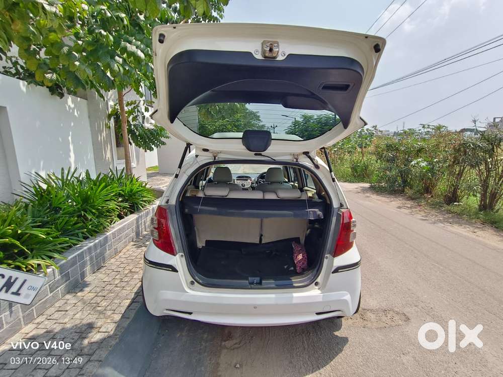 Honda Jazz S Mt I-vtec, 2012, Petrol