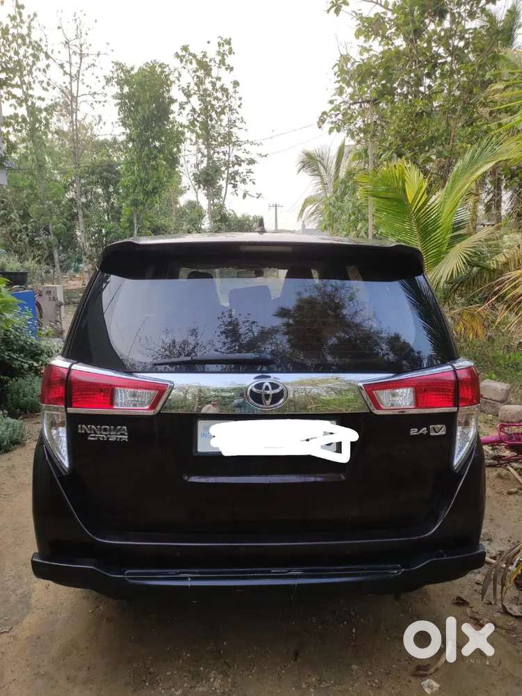 Toyota Innova Crysta 2016