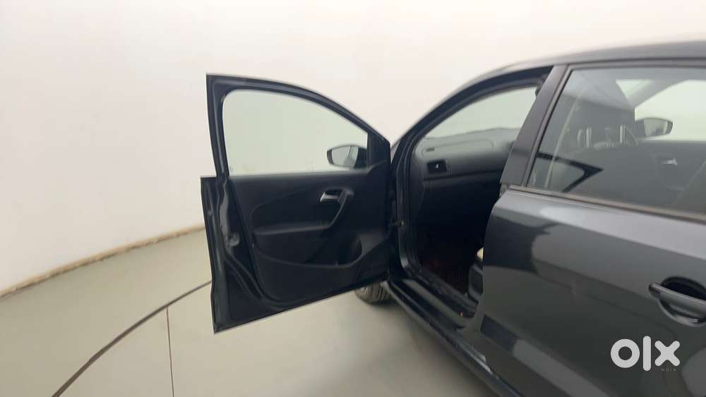 Volkswagen Polo Petrol Comfortline 1.2l, 2016, Petrol