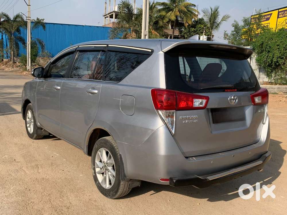Toyota Innova Crysta 2.4 G Mt 8s, 2017, Diesel