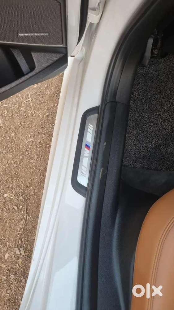 Bmw 3 Series 2024 Petrol 17500 Km Driven