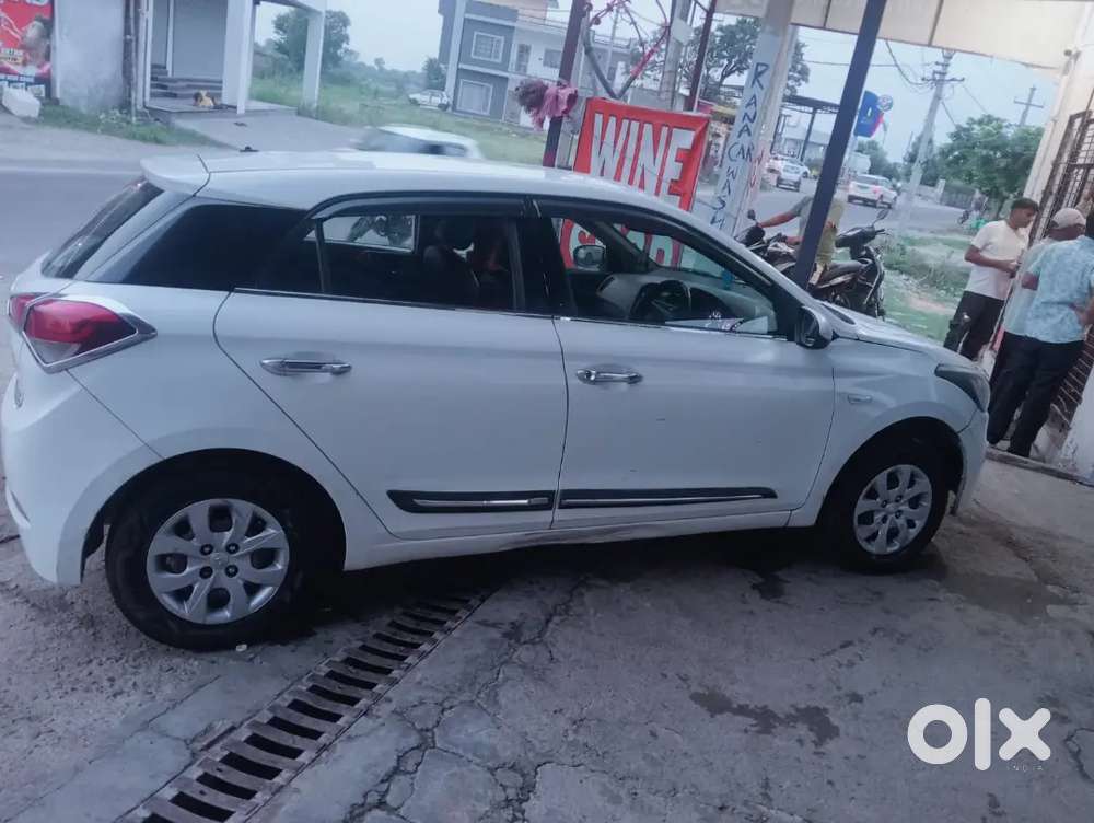 Hyundai Elite I20 Magna 2016 Petrol 1st