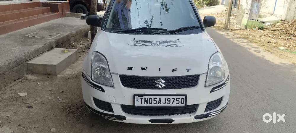 Maruti Suzuki Swift 2011 Petrol/cng,103000 Km Driven