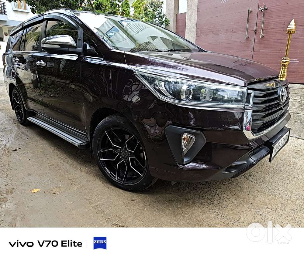 Toyota Innova Crysta 2.8 Z, 2016, Diesel