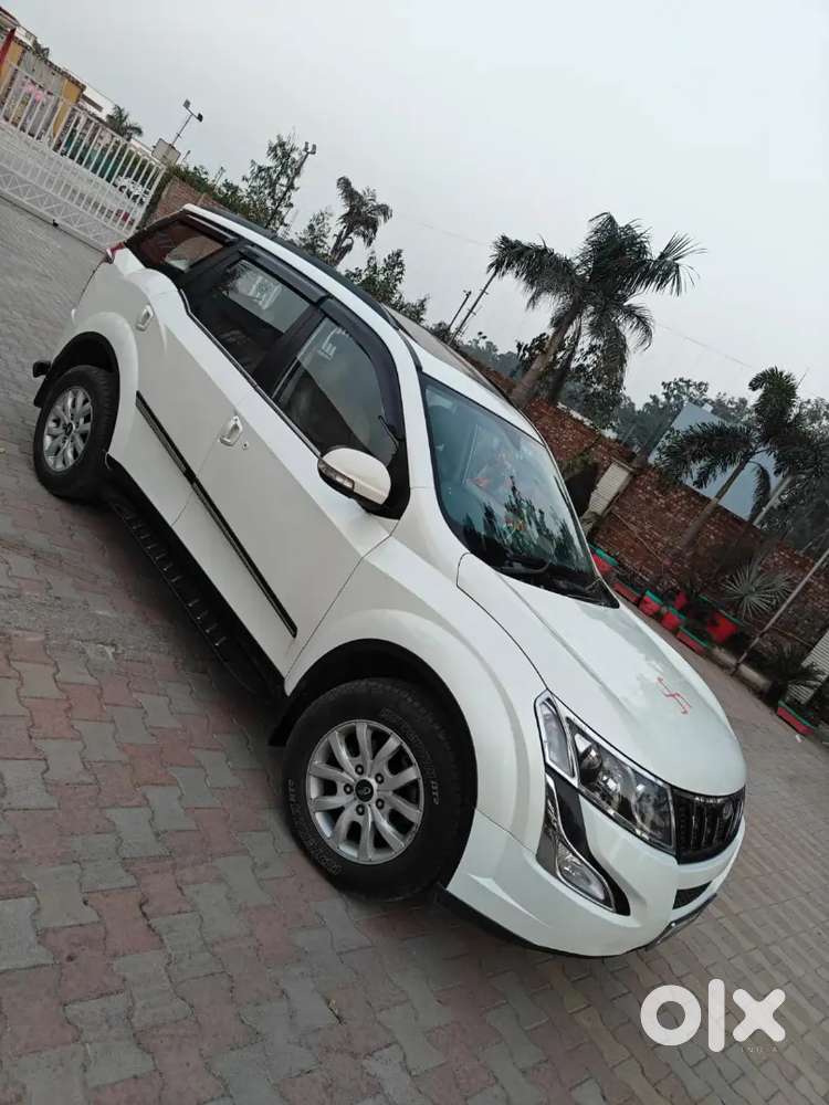 Mahindra Xuv500 2017 W10