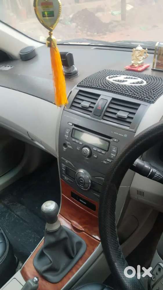 Toyota Corolla Altis 2011 Variant
