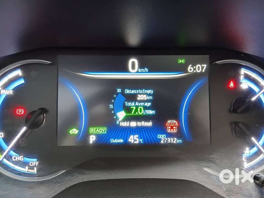 Toyota Innova Hycross 2.0 Zx Hybrid 7 Str, 2023, Petrol