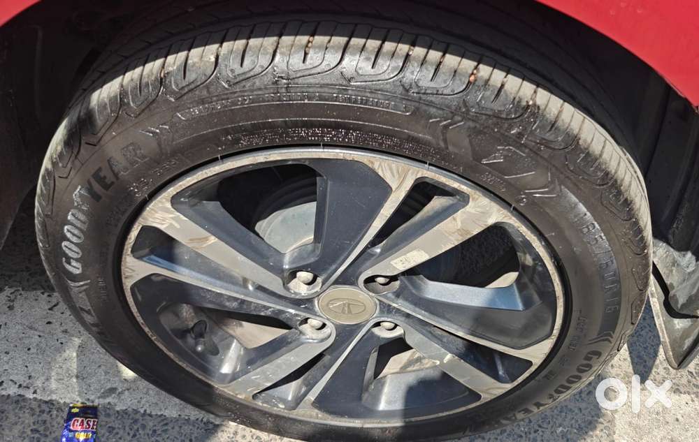 Tata Altroz Xza Petrol, 2022, Petrol