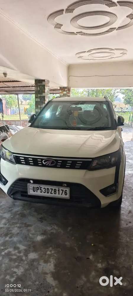 Xuv 300 W6 Diesel Suroof