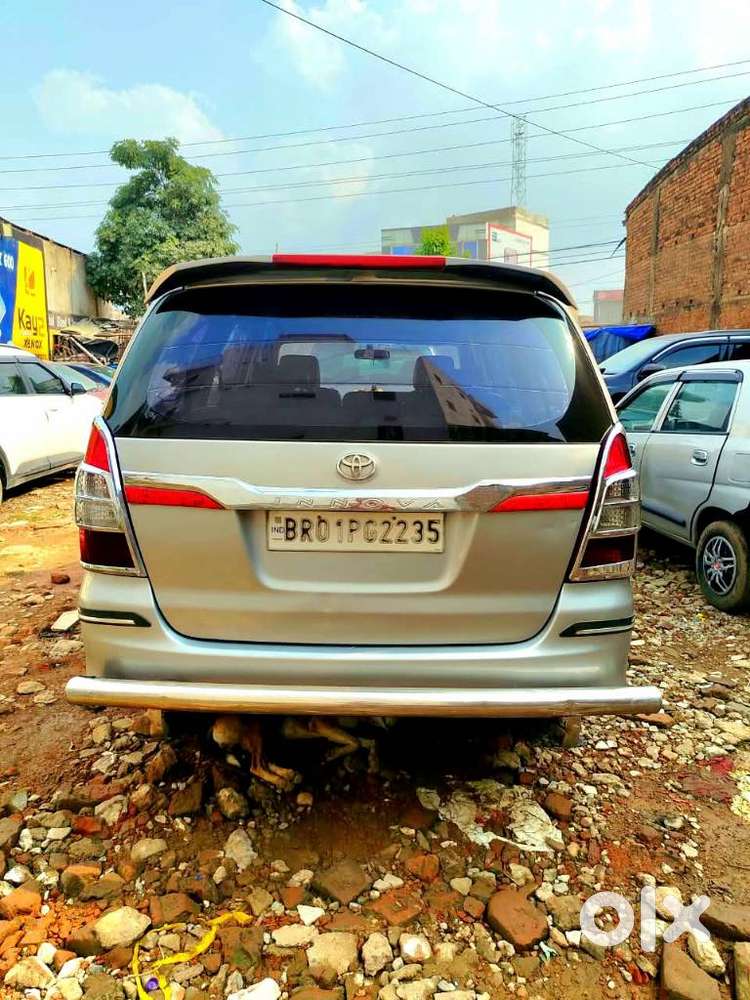 Toyota Innova 2.5 G (diesel) 8 Seater, 2015, Diesel