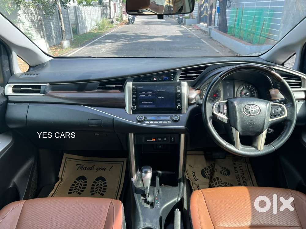 Toyota Innova Crysta 2.8z Automatic, 2022, Diesel