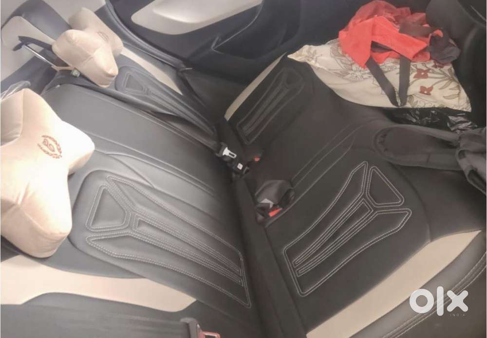Tata Nexon Pure 1.2 S Revotron Petrol 6 Mt, 2025, Cng & Hybrids