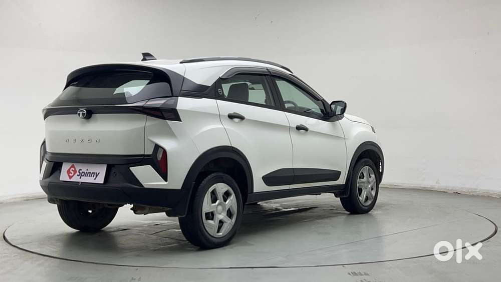 Tata Nexon Pure 1.2 Revotron Petrol 6 Mt, 2024, Petrol
