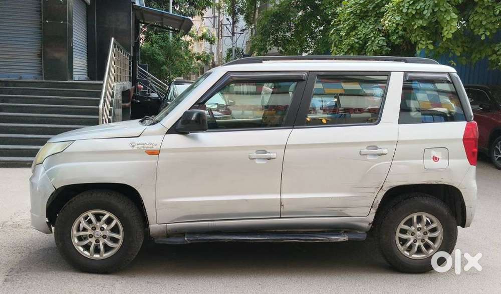 Mahindra Tuv 300 T8, 2015, Diesel