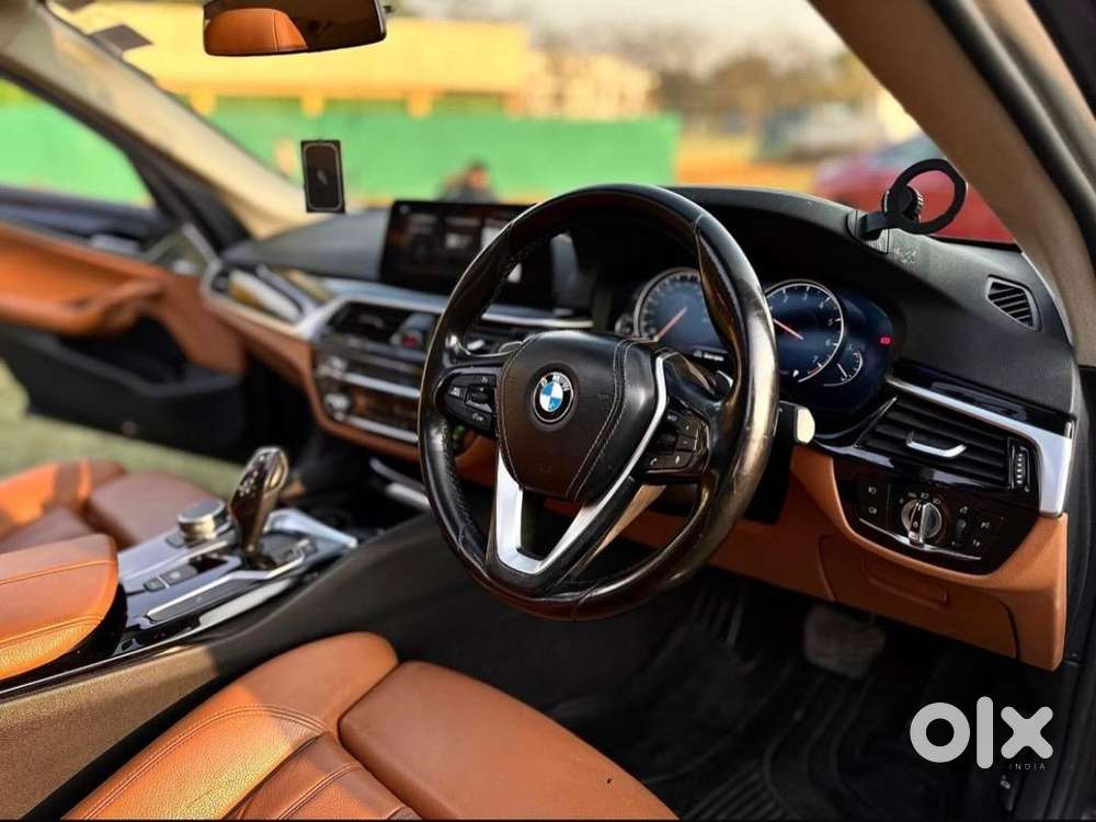 Bmw 5 Series 2017 Petrol 70000 Km Driven