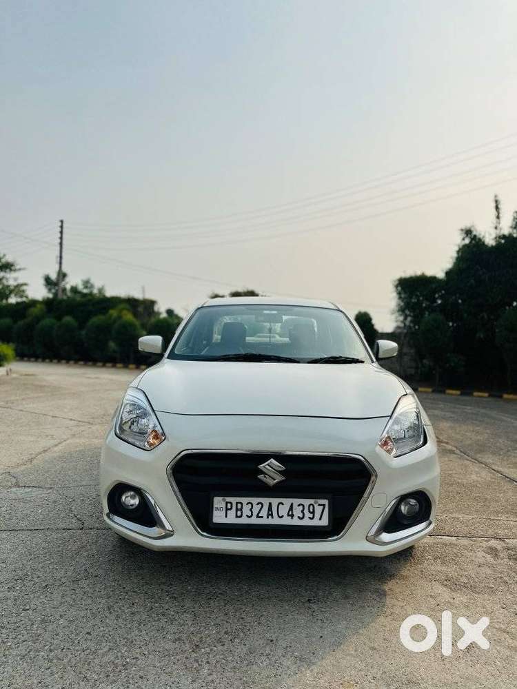 Maruti Suzuki Dzire 1.2 Vxi, 2023, Petrol