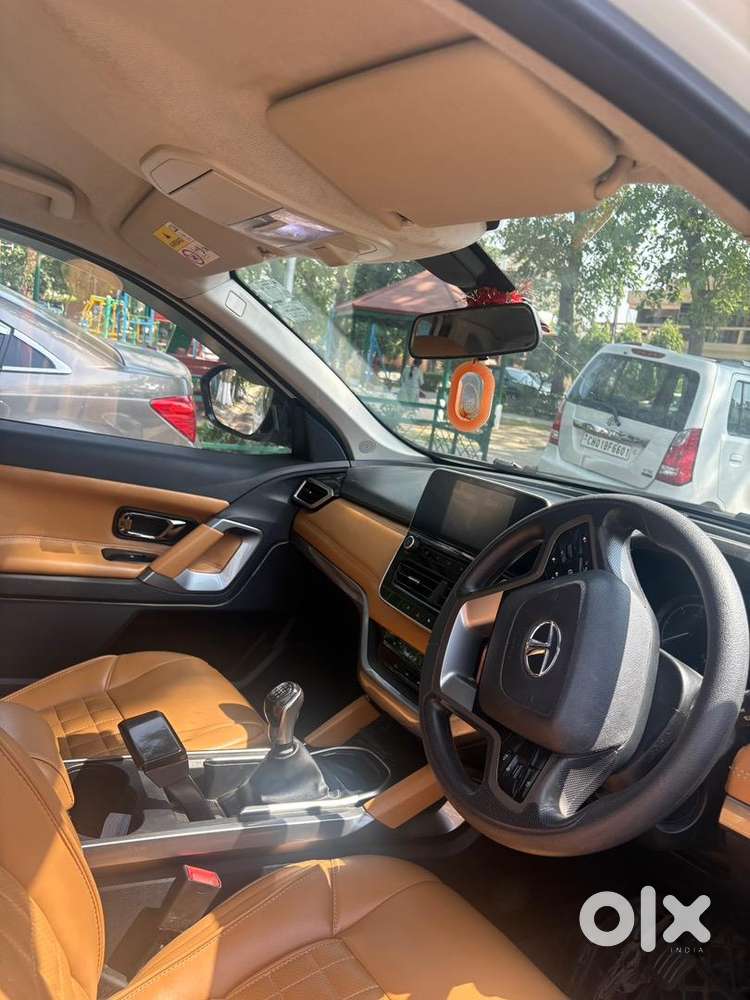Well Maintained Tata Harrier Car