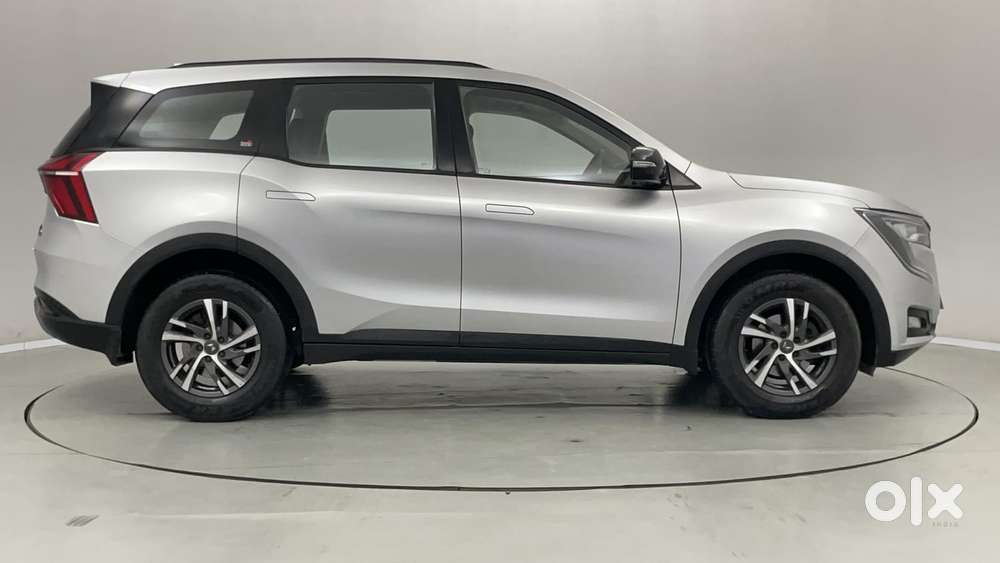 Mahindra Xuv700 2.2 Ax 5 Diesel At 7 Str, 2022, Diesel