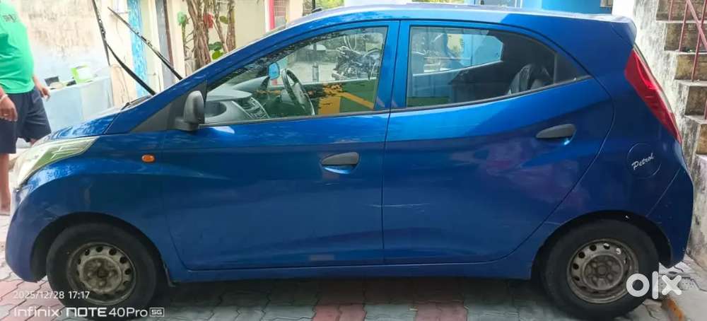 Hyundai Eon 2013 Petrol Well Maintained