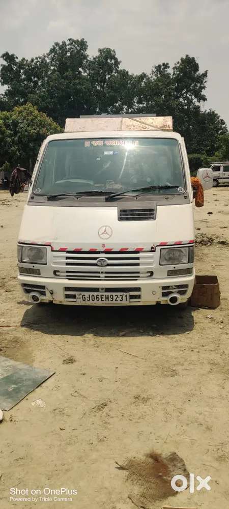 Tata Winger Deluxe 2011