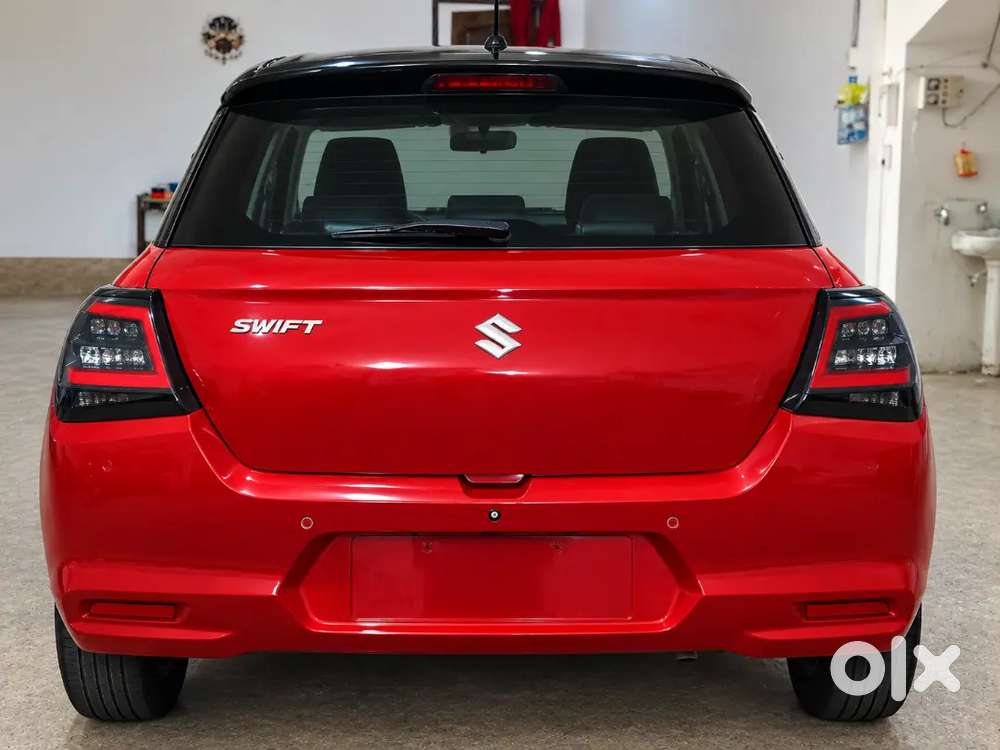 Maruti Suzuki Swift 12/2025