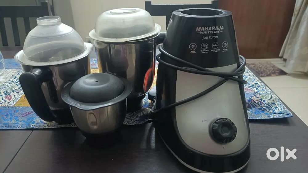 Maharaja Whiteline Mixer Grinder on sale