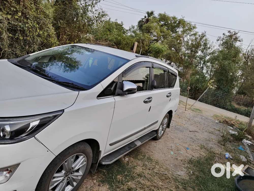 Toyota Innova Crysta 2020 Diesel 130000 Km Driven