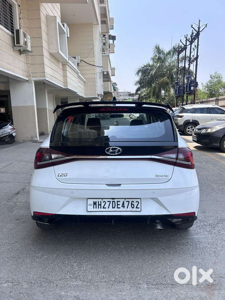 Hyundai New I20 1.2 Sportz Mt Dual Tone, 2022, Petrol