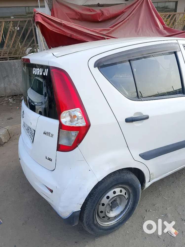 Ritz Suzuki White Petrol Cng