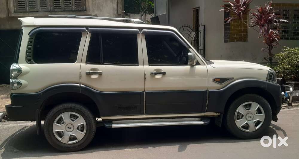 Mahindra Scorpio S4, 2016, Diesel