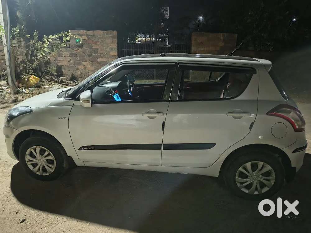 Maruti Suzuki Swift 2015 Petrol Well Maintained