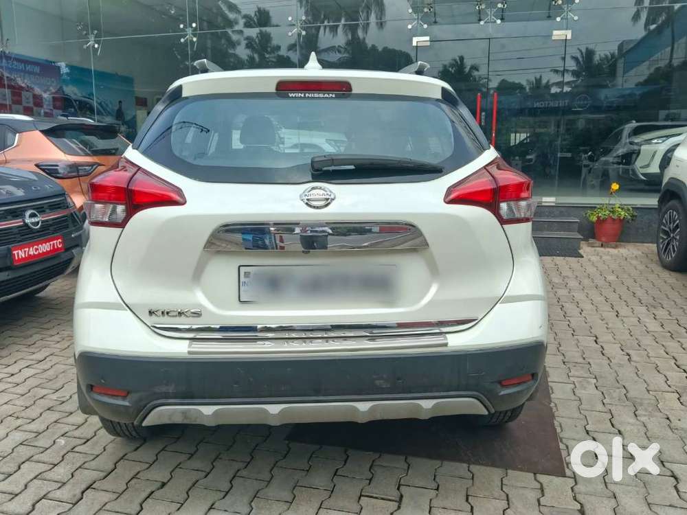 Nissan Kicks Petrol 2020