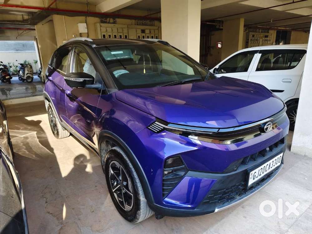 Tata Nexon Purple  Faclift Fearless , Automatic