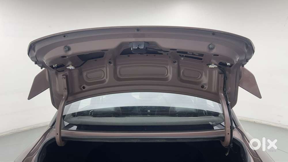 Hyundai Aura Sx 1.2 Petrol, 2022, Petrol