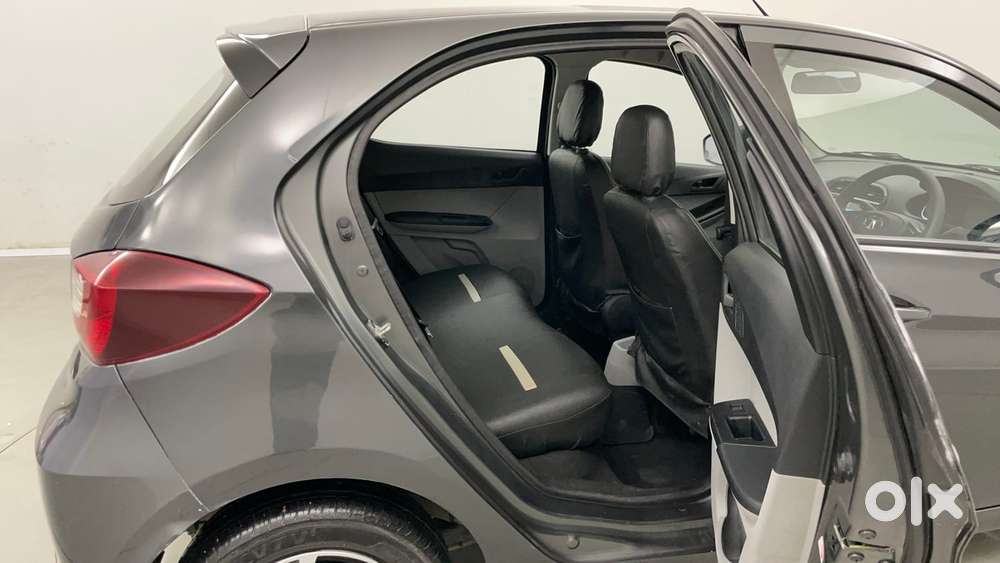 Tata Tiago 1.2 Revotron Xt Option, 2022, Petrol