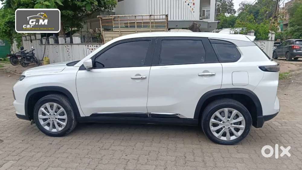 Maruti Suzuki Grand Vitara, 2023, Petrol