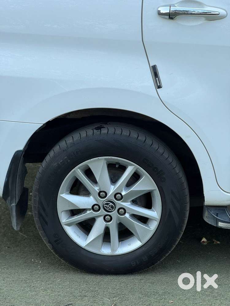 Toyota Innova Crysta [2016-2020] 2.4 Gx At 7 Str, 2019, Diesel