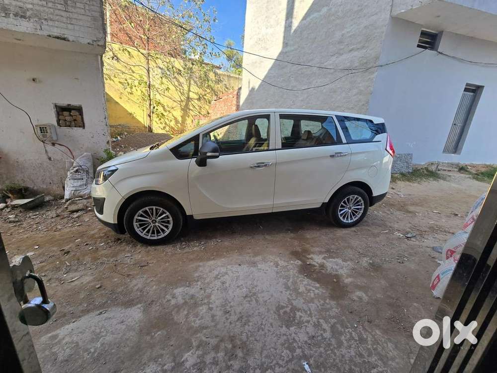 Mahindra Marazzo 2018 Diesel Well Maintained