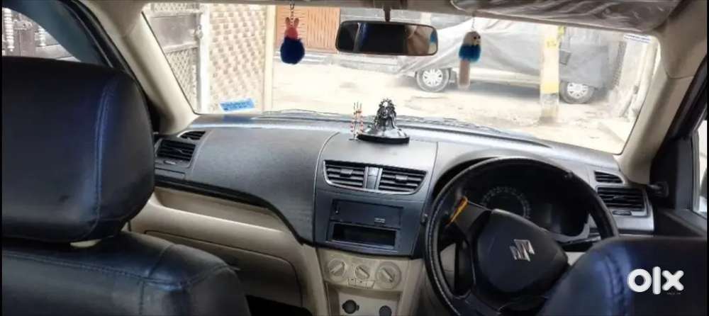 Maruti Suzuki Swift Dzire 2015 Petrol/cng Delhi Number Registration