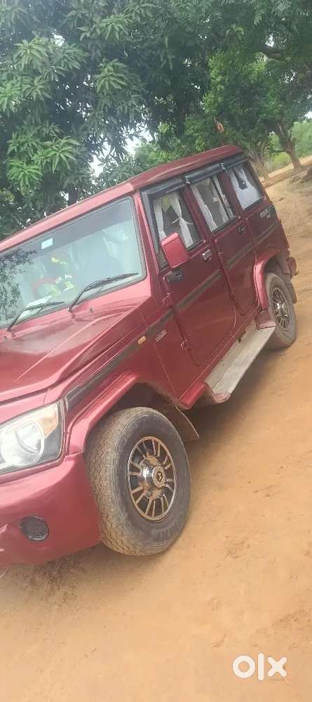 Ertiga Lena Hai Isliye Bech Raha Hu