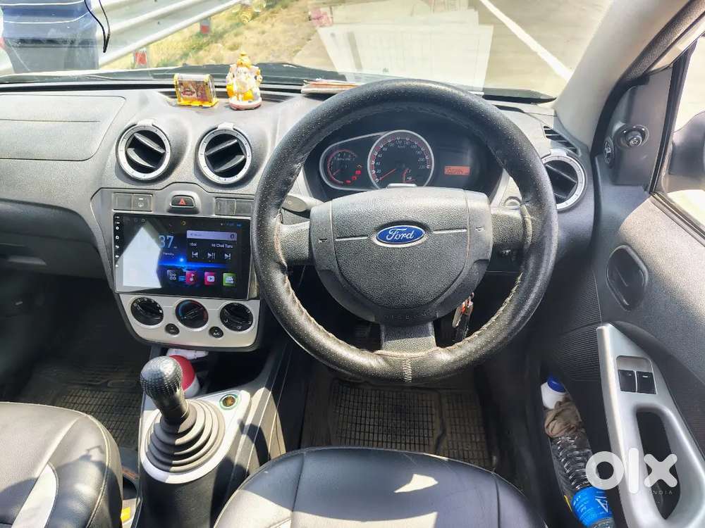 Ford Figo 2012 Diesel 105000 Km Driven
