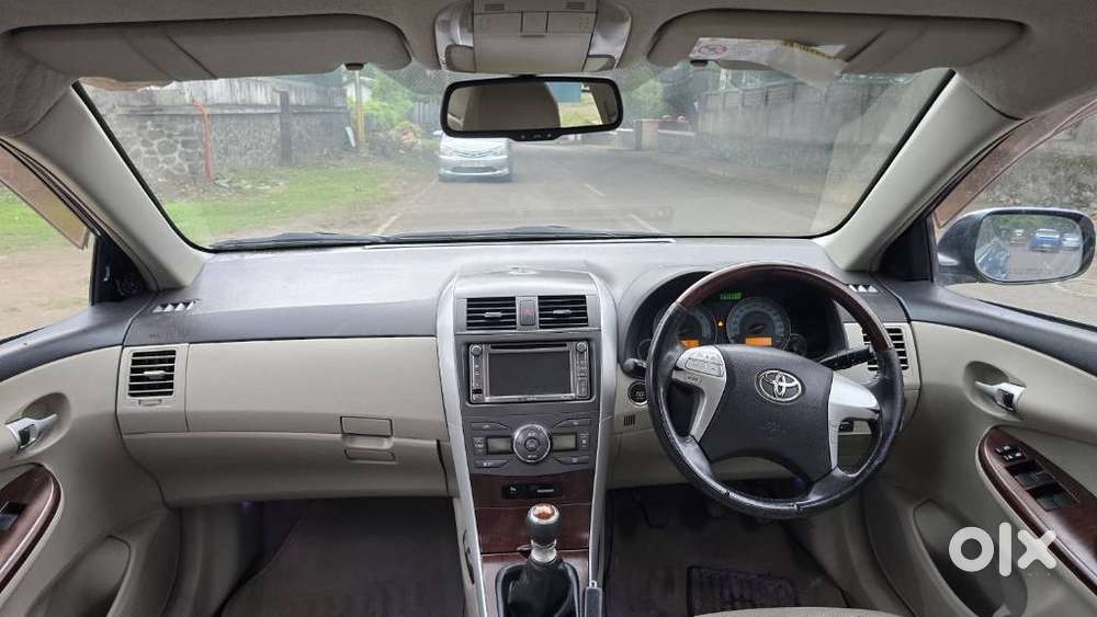 Toyota Corolla Altis 1.8g Limited, 2011, Petrol