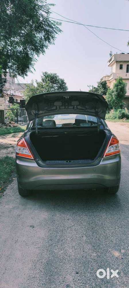 Maruti Suzuki Swift Dzire Amt Zdi, 2018, Diesel