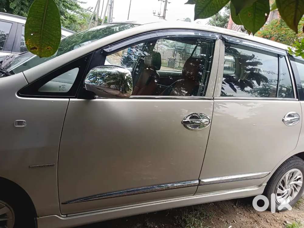 Toyota Innova 2012 Diesel 206400 Km Driven