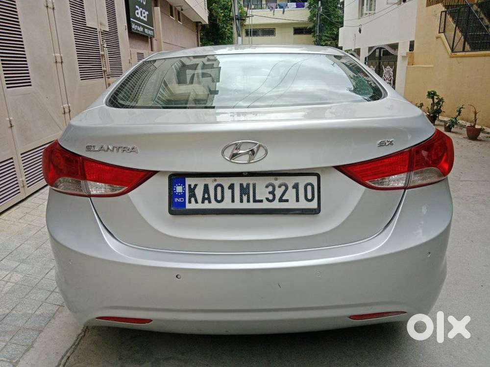 Hyundai Elantra 1.8 Sx Mt, 2014, Petrol